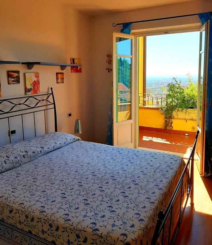 Bed and Breakfast Casa Marta Massa  Exterior foto
